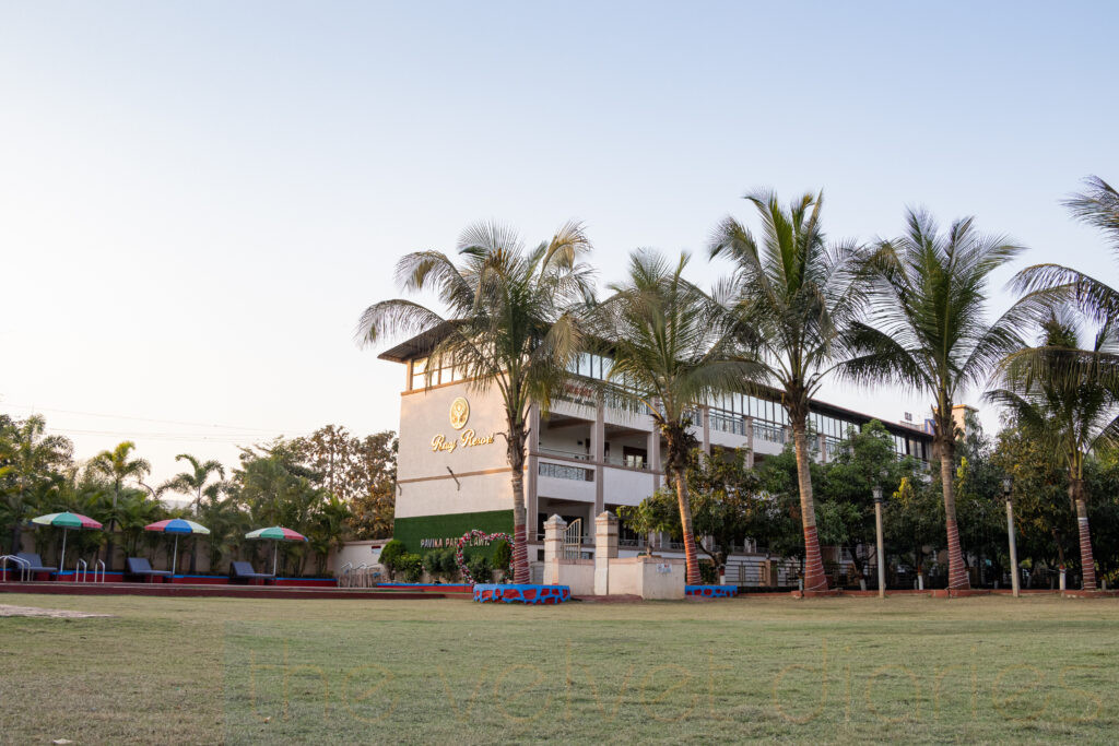 Lush outdoor spaces photographed to highlight resort-style experiences.