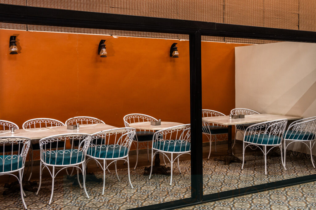 Resort dining area photography for hospitality brands