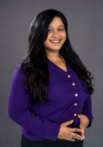 Professional corporate headshot photography for working professionals in Mumbai