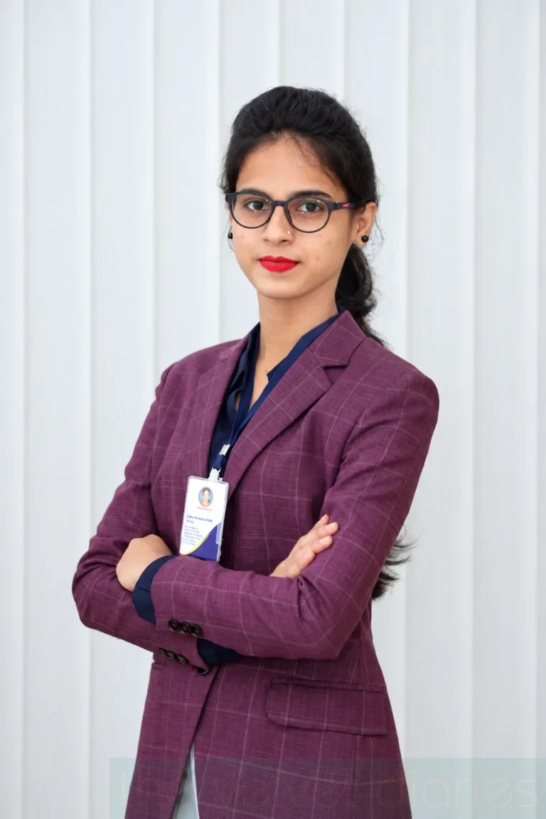 Professional corporate headshot of a female employee in Vikhroli East Mumbai
